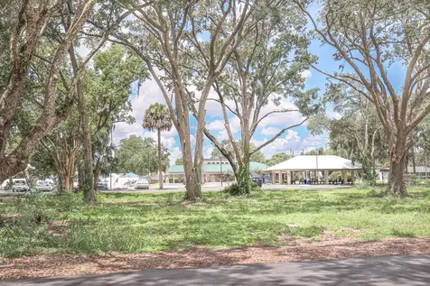 107 S Iona Drive Fruitland Park FL 34731