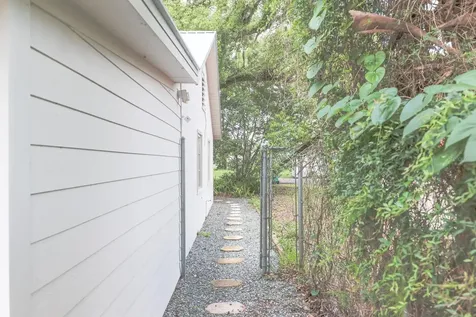 107 S Iona Drive Fruitland Park FL 34731