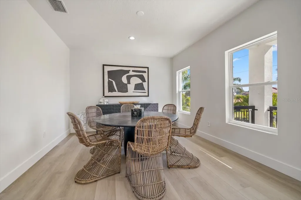 116 Devon Drive Clearwater Beach FL 33767