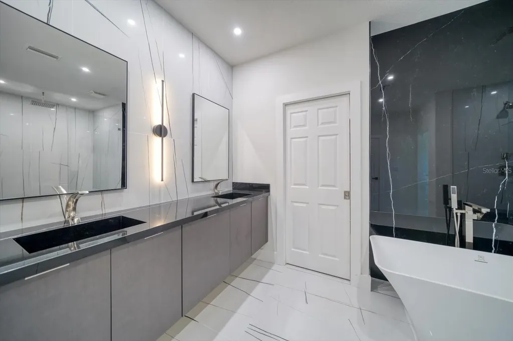 116 Devon Drive Clearwater Beach FL 33767