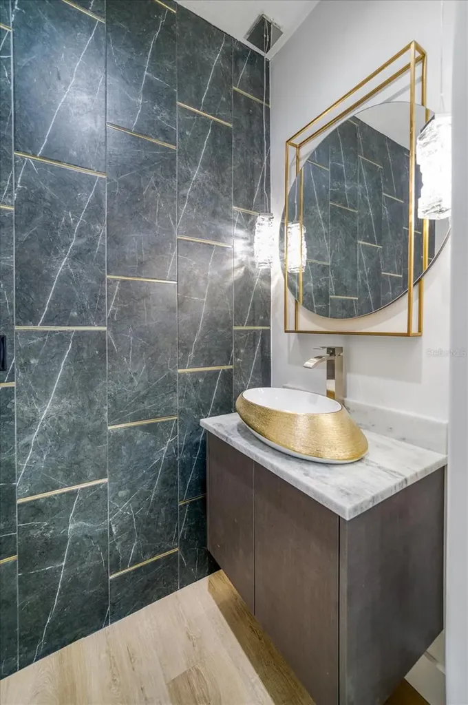 116 Devon Drive Clearwater Beach FL 33767