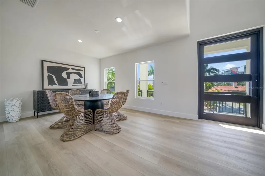 116 Devon Drive Clearwater Beach FL 33767