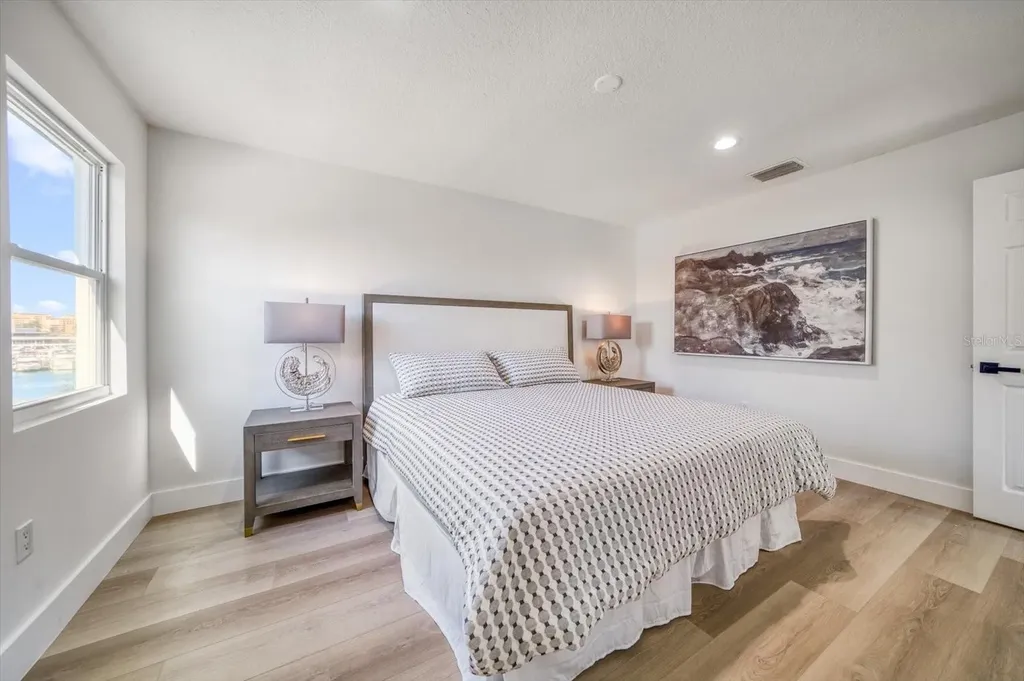 116 Devon Drive Clearwater Beach FL 33767