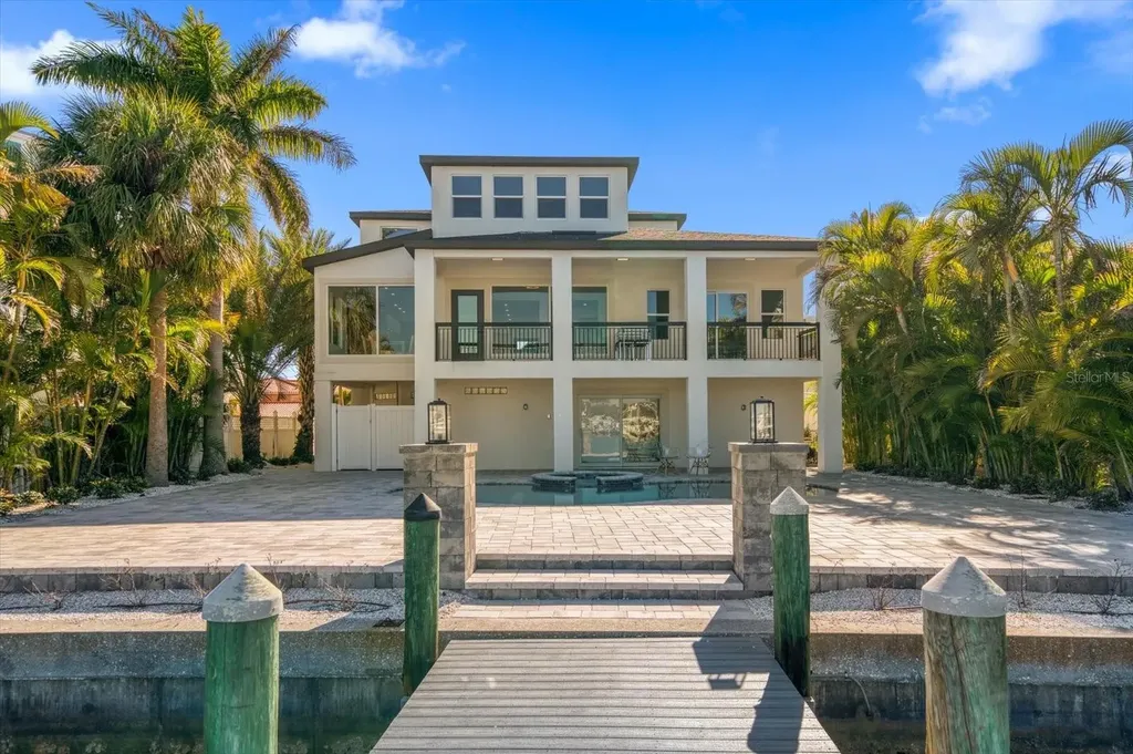 116 Devon Drive Clearwater Beach FL 33767