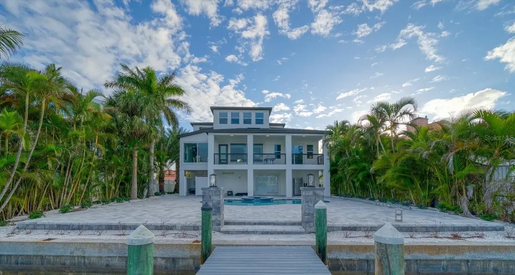 116 Devon Drive Clearwater Beach FL 33767