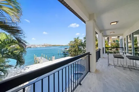 116 Devon Drive Clearwater Beach FL 33767