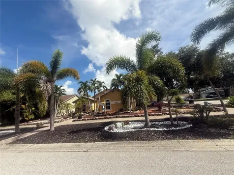8949 106th Avenue Seminole FL 33777