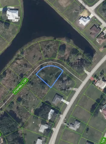 520 Foxhall Circle Sebring FL 33876