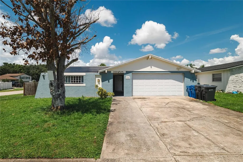 8505 Woodbridge Boulevard Tampa FL 33615