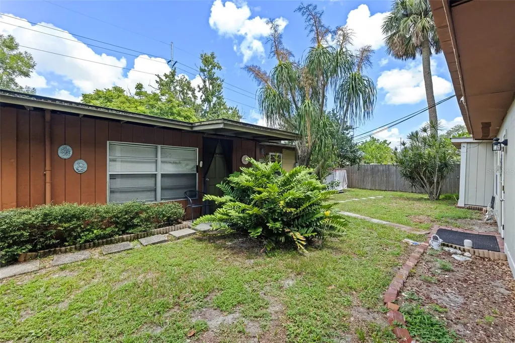 7627 Daetwyler Drive Orlando FL 32812