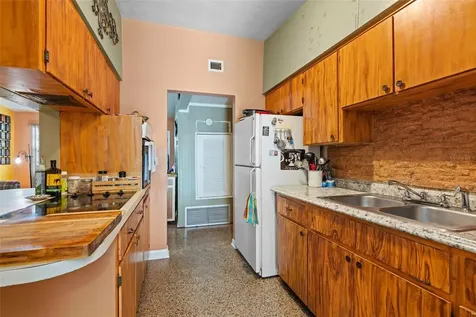 7627 Daetwyler Drive Orlando FL 32812