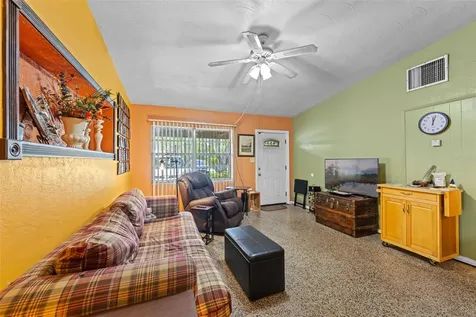 7627 Daetwyler Drive Orlando FL 32812