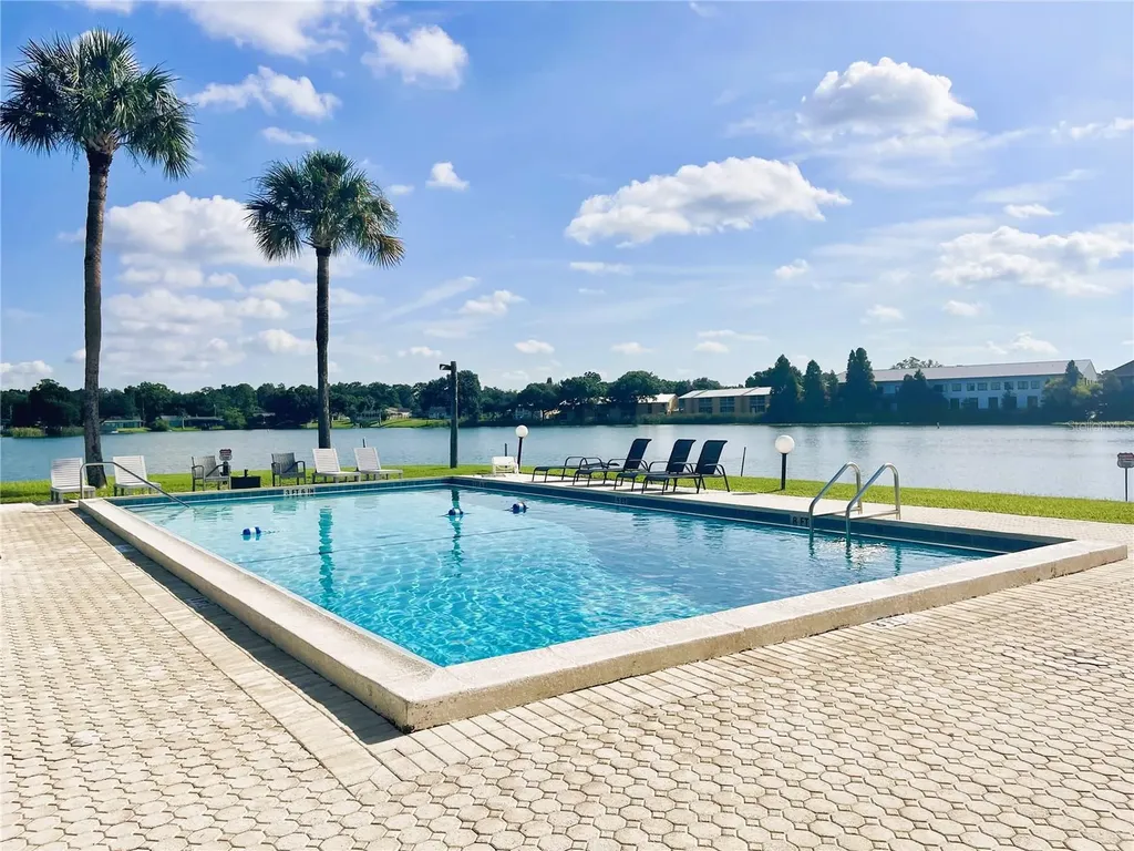 1920 E Edgewood Drive Lakeland FL 33803