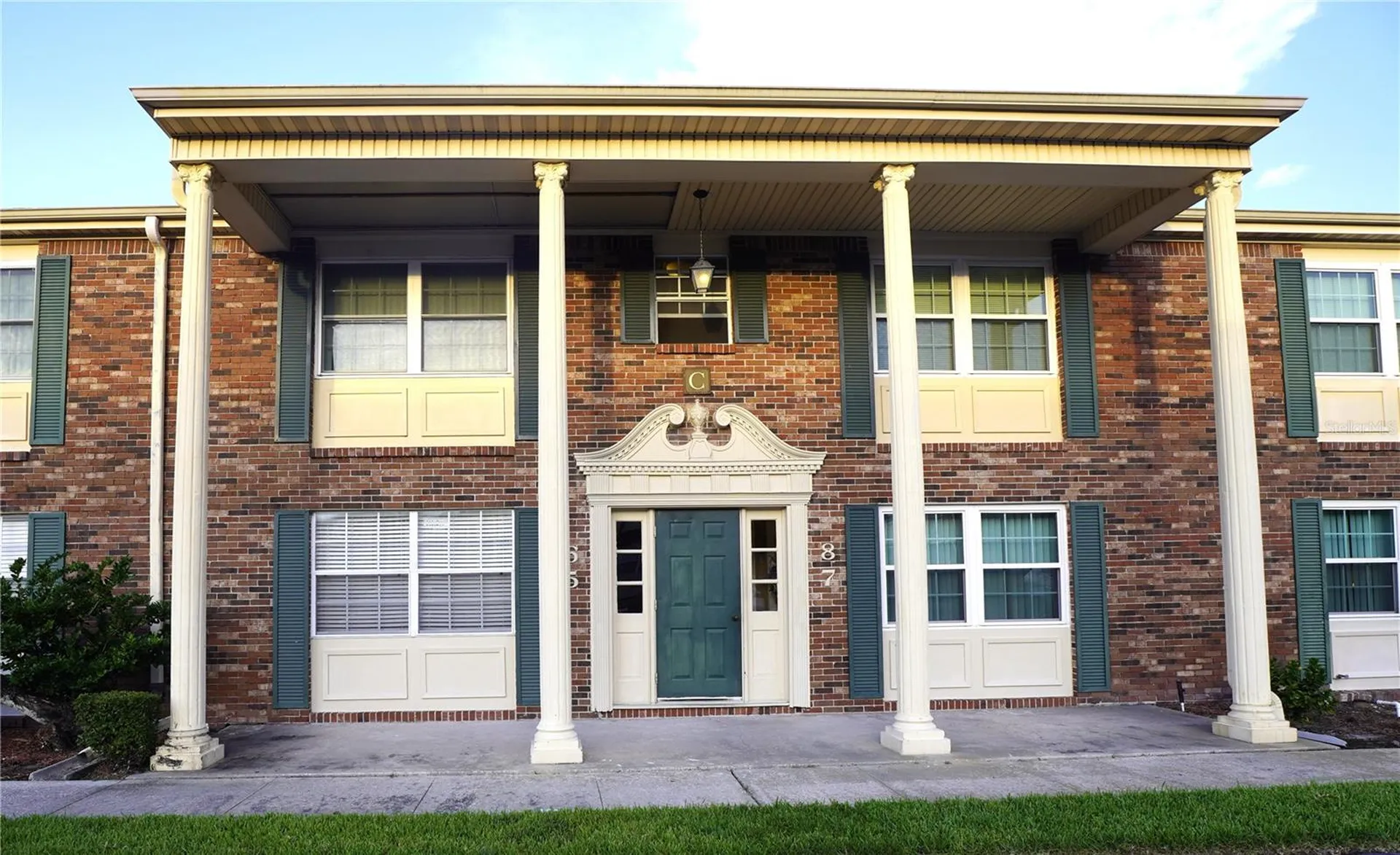 1920 E Edgewood Drive Lakeland FL 33803
