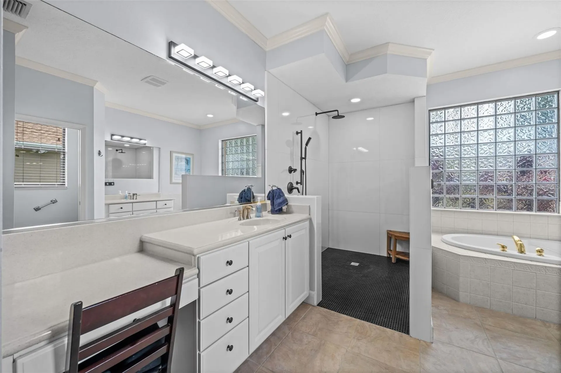7914 Edmonston Circle Bradenton FL 34201