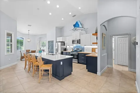 7914 Edmonston Circle Bradenton FL 34201