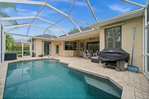 7914 Edmonston Circle Bradenton FL 34201