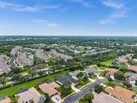 7914 Edmonston Circle Bradenton FL 34201