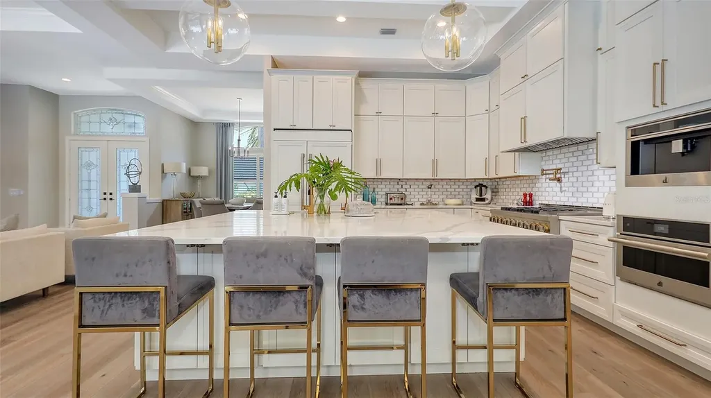2906 Alex Mckay Place Sarasota FL 34240
