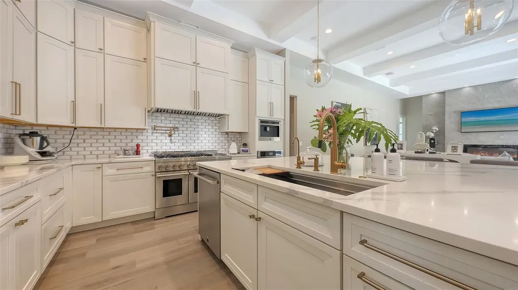 2906 Alex Mckay Place Sarasota FL 34240