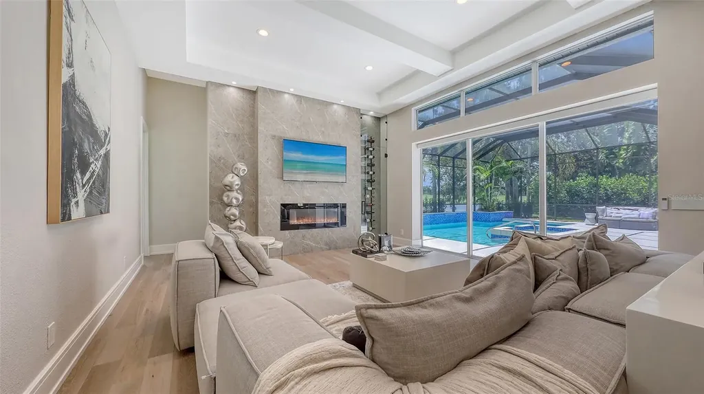 2906 Alex Mckay Place Sarasota FL 34240