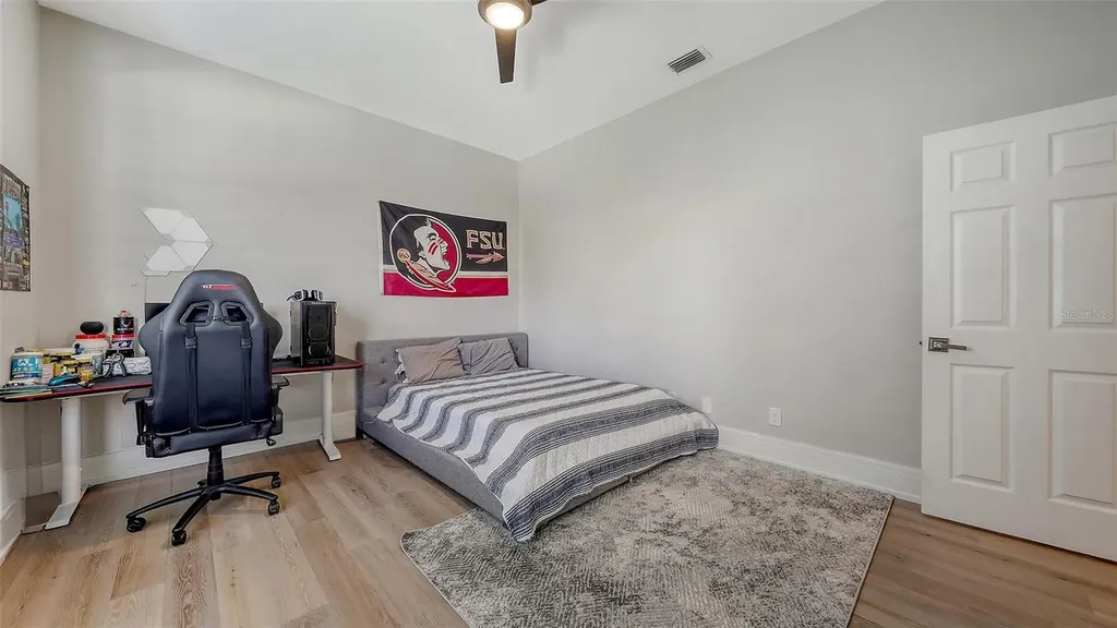 2906 Alex Mckay Place Sarasota FL 34240