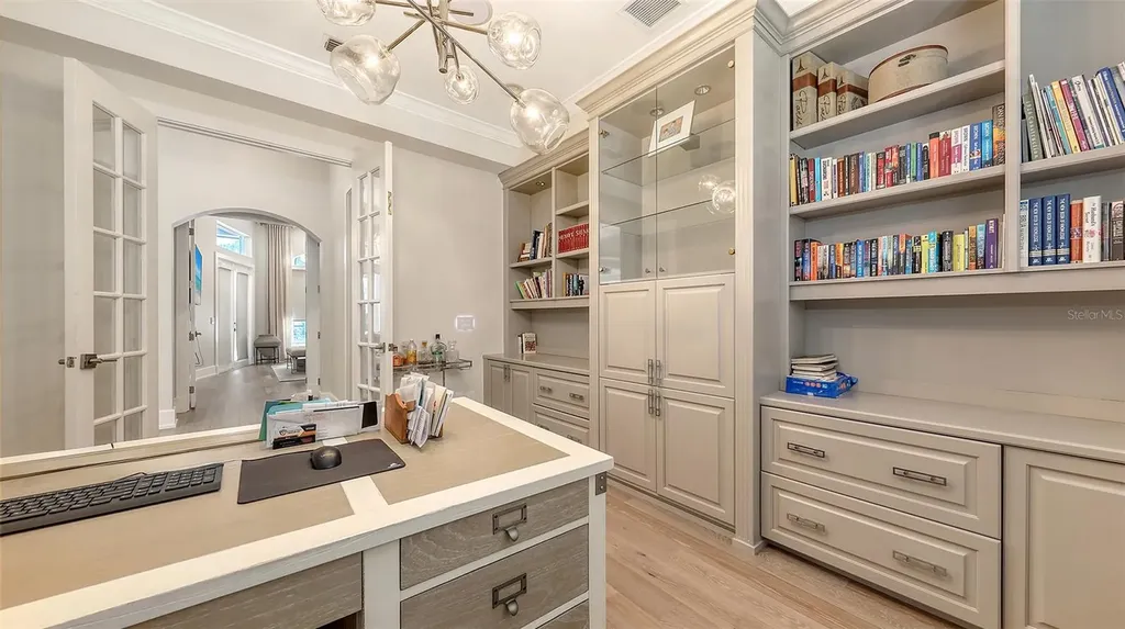 2906 Alex Mckay Place Sarasota FL 34240