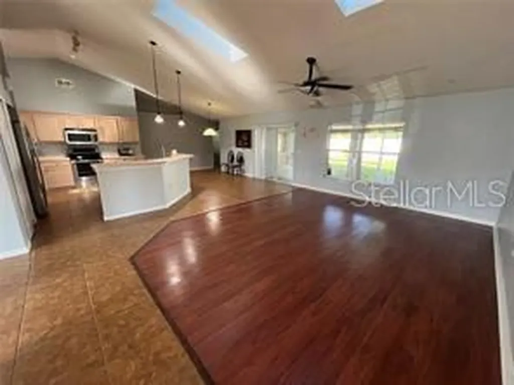 4 Pin Oak Drive Palm Coast FL 32164