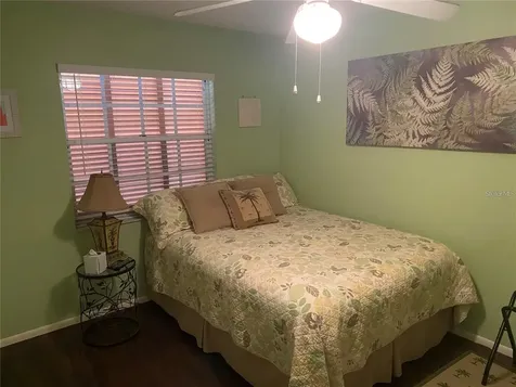 5712 34th Court W Bradenton FL 34210