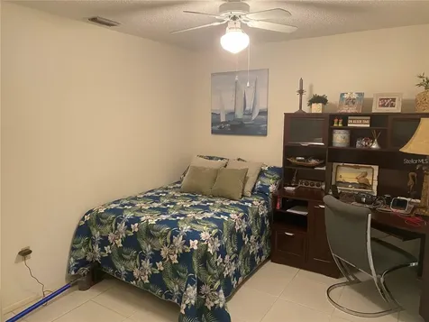 5712 34th Court W Bradenton FL 34210