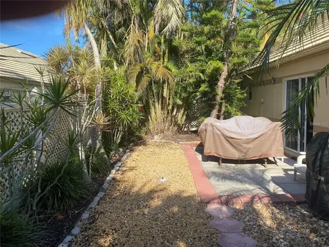 5712 34th Court W Bradenton FL 34210
