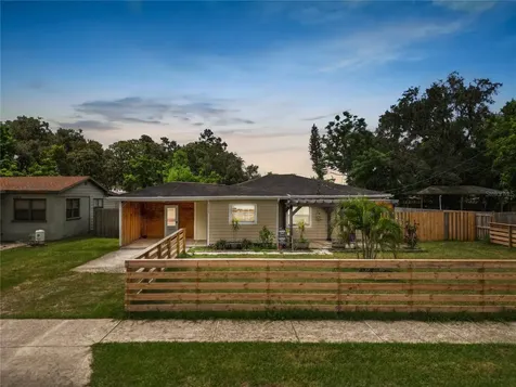2719 Woodstock Avenue Eaton Park FL 33840