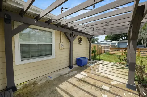 2719 Woodstock Avenue Eaton Park FL 33840