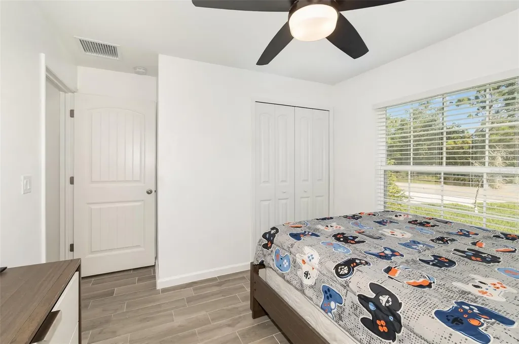 1534 Pine Street Orlando FL 32824