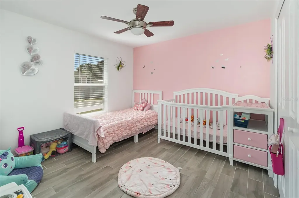 1534 Pine Street Orlando FL 32824
