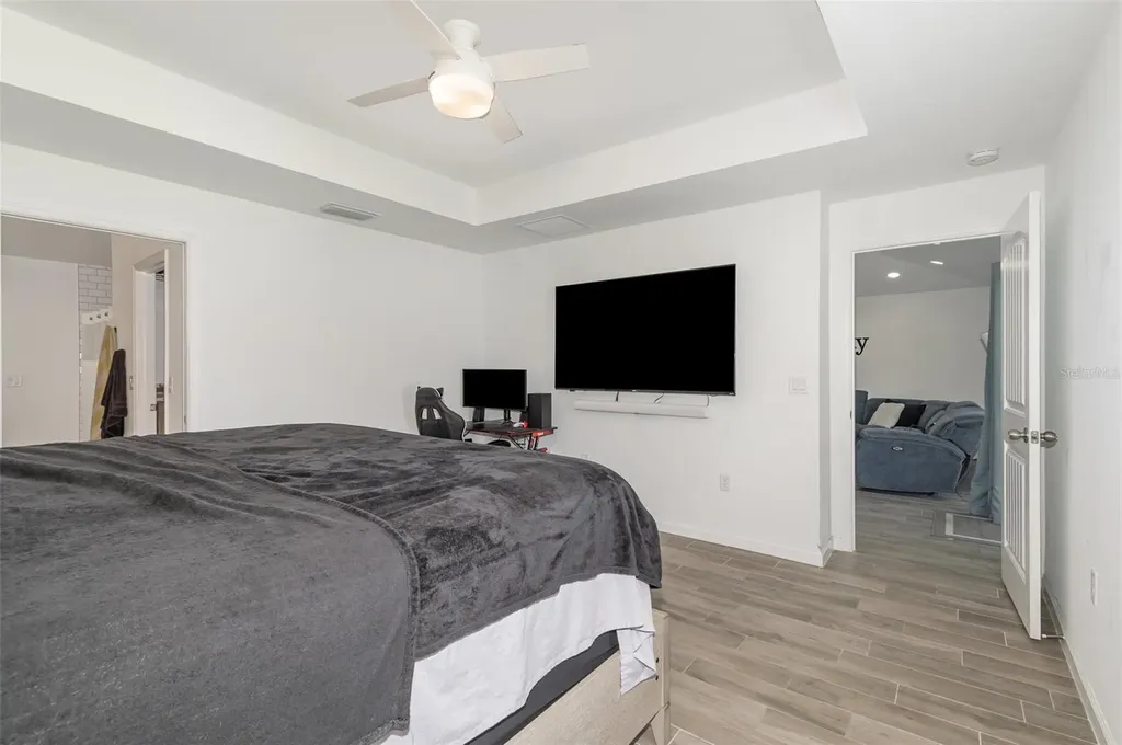 1534 Pine Street Orlando FL 32824