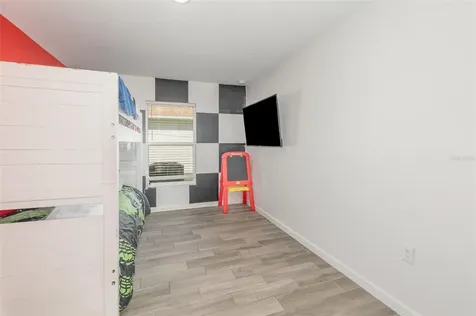 1534 Pine Street Orlando FL 32824