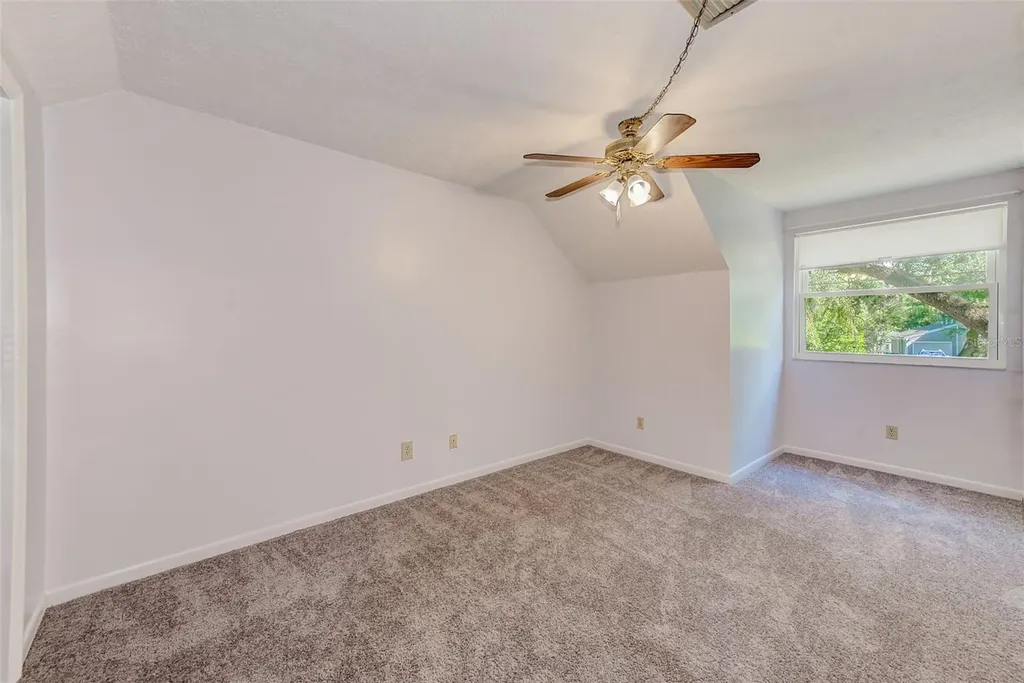 4707 E Temple Heights Road Tampa FL 33617