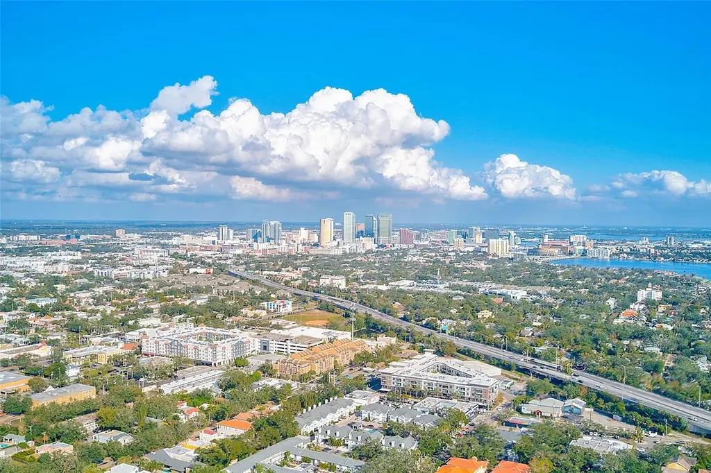 4707 E Temple Heights Road Tampa FL 33617