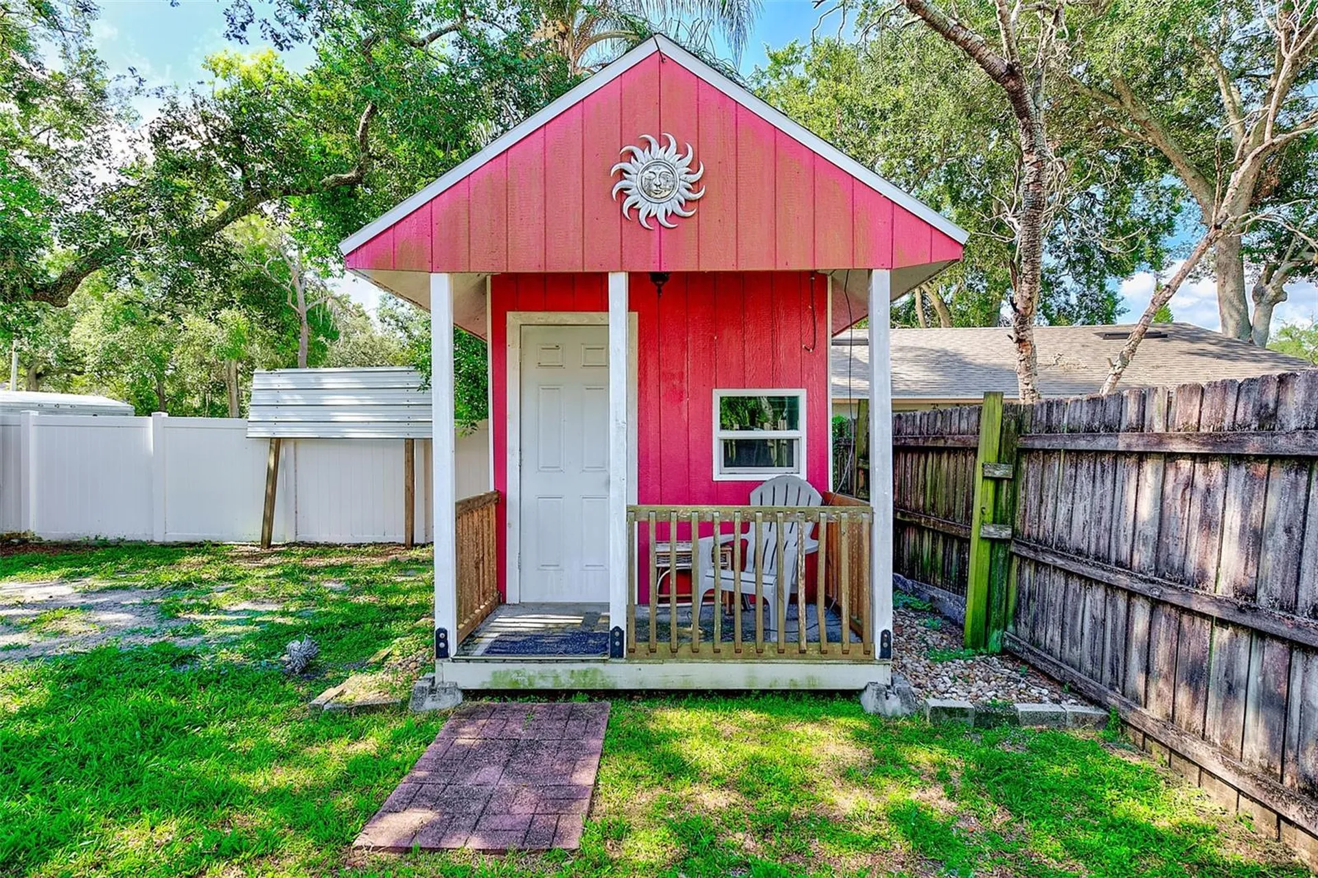 4707 E Temple Heights Road Tampa FL 33617