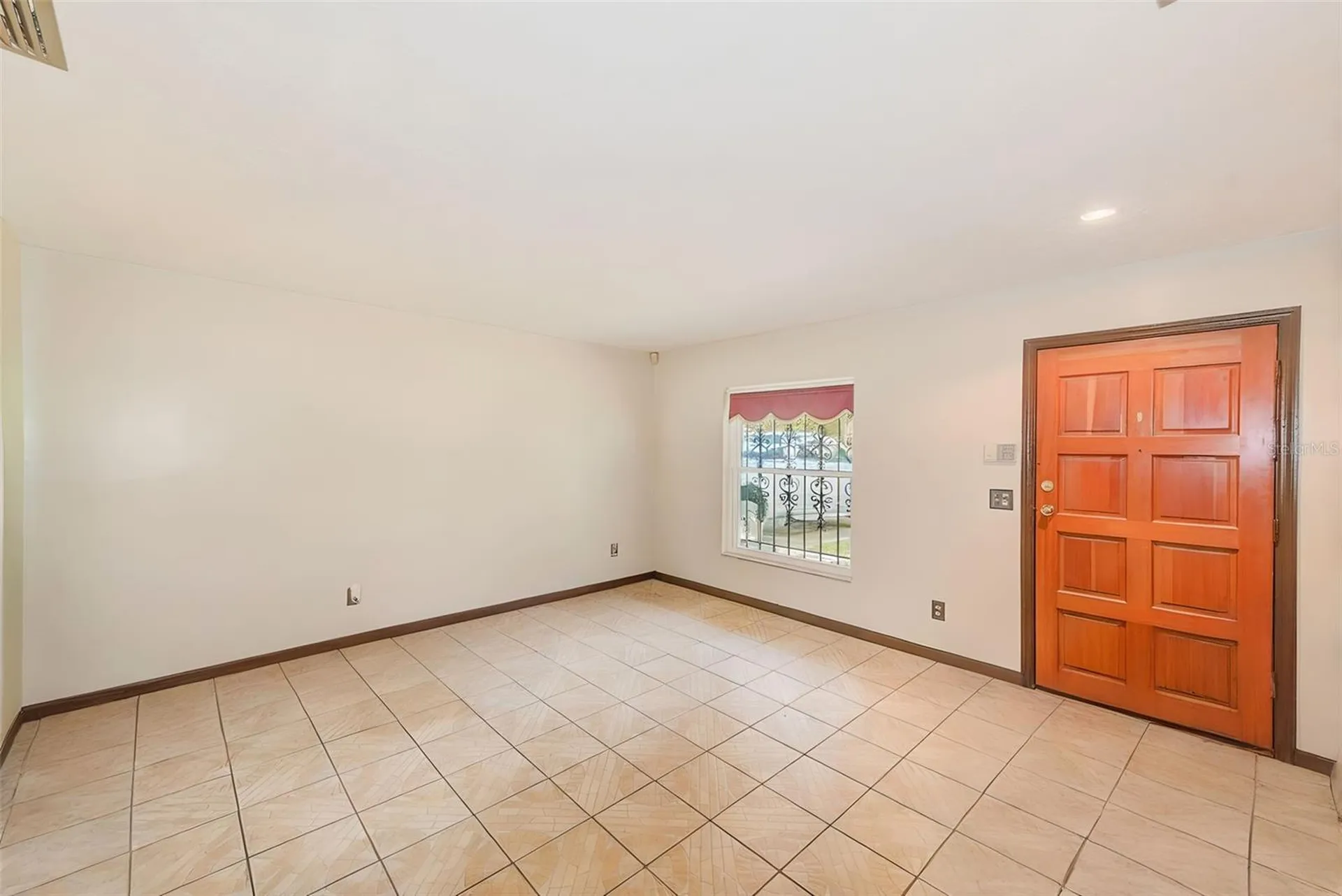 4707 E Temple Heights Road Tampa FL 33617