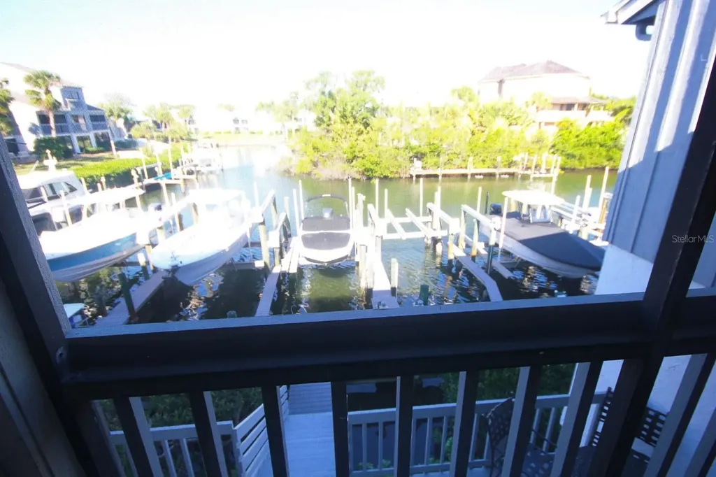1255 Dockside Place Sarasota FL 34242