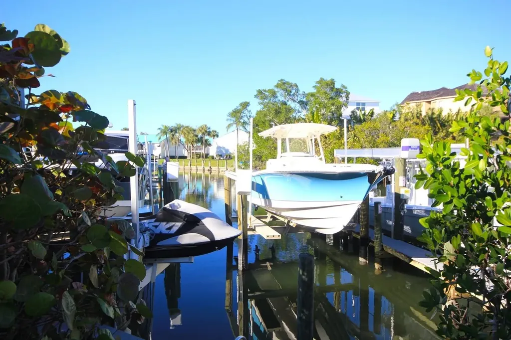 1255 Dockside Place Sarasota FL 34242