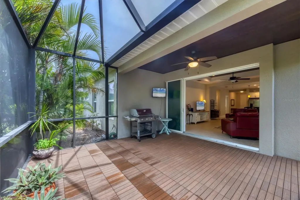 6964 White Willow Court Sarasota FL 34243
