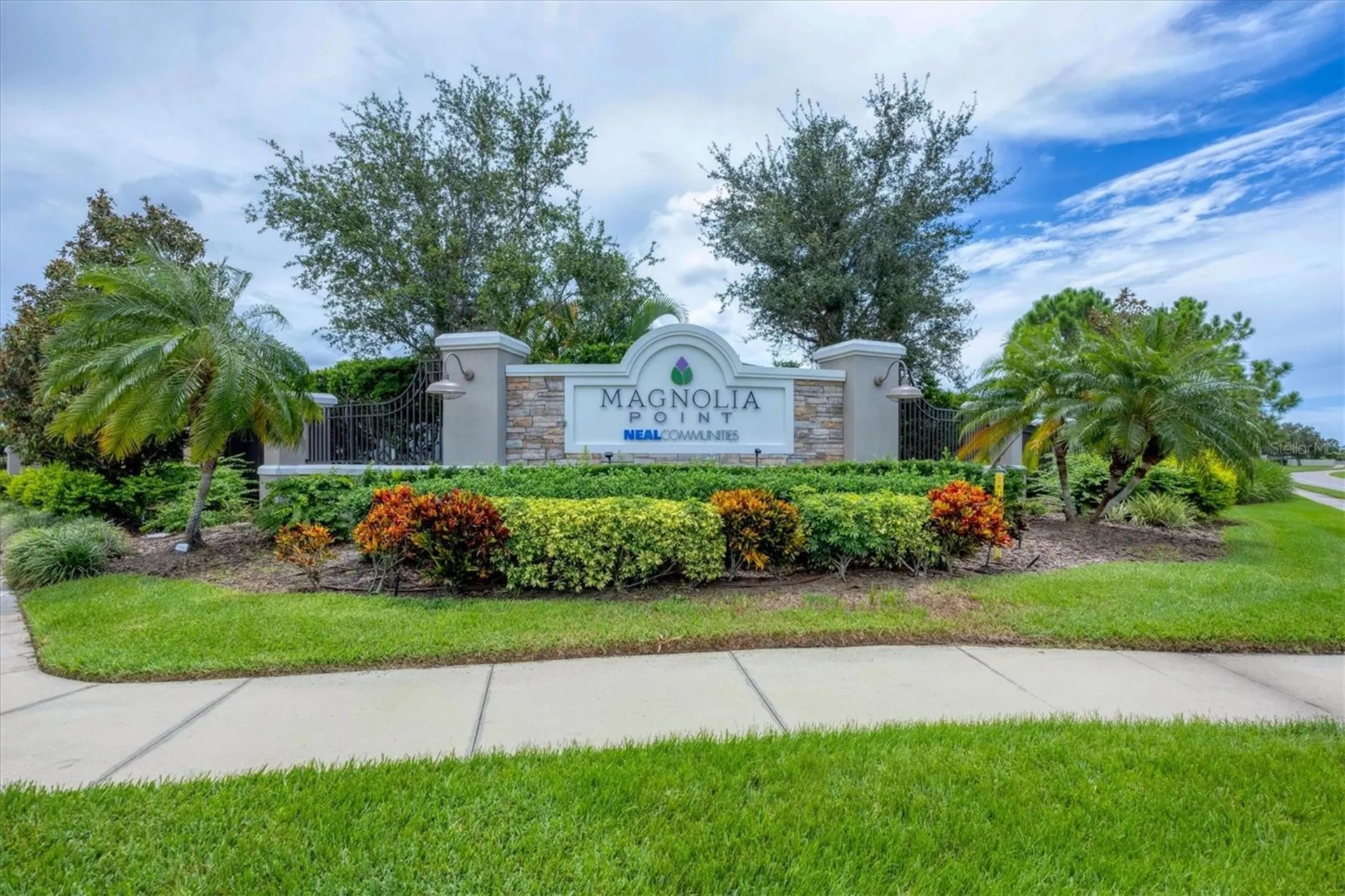 6964 White Willow Court Sarasota FL 34243
