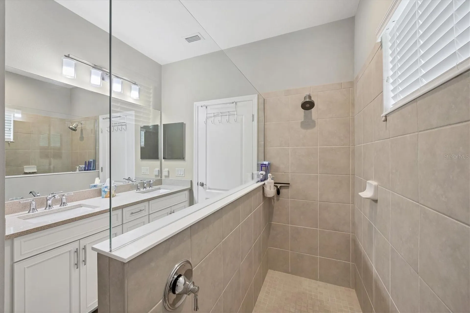 6964 White Willow Court Sarasota FL 34243