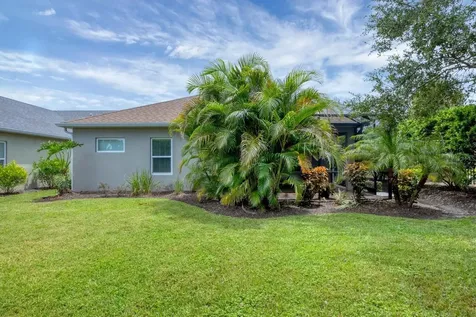 6964 White Willow Court Sarasota FL 34243