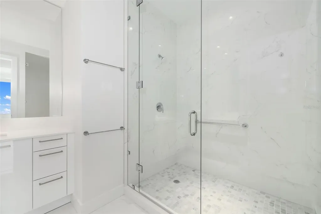 111 S Pineapple Avenue Sarasota FL 34236