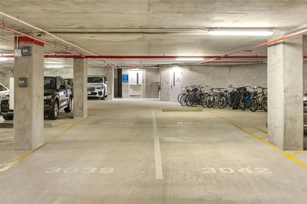 111 S Pineapple Avenue Sarasota FL 34236