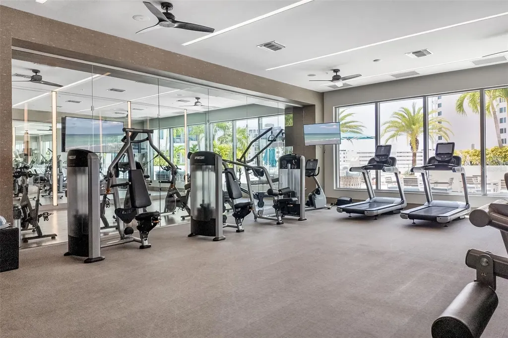 111 S Pineapple Avenue Sarasota FL 34236